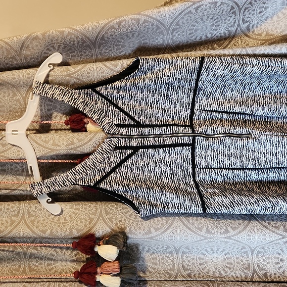 Mossimo Dress - Picture 4 of 6